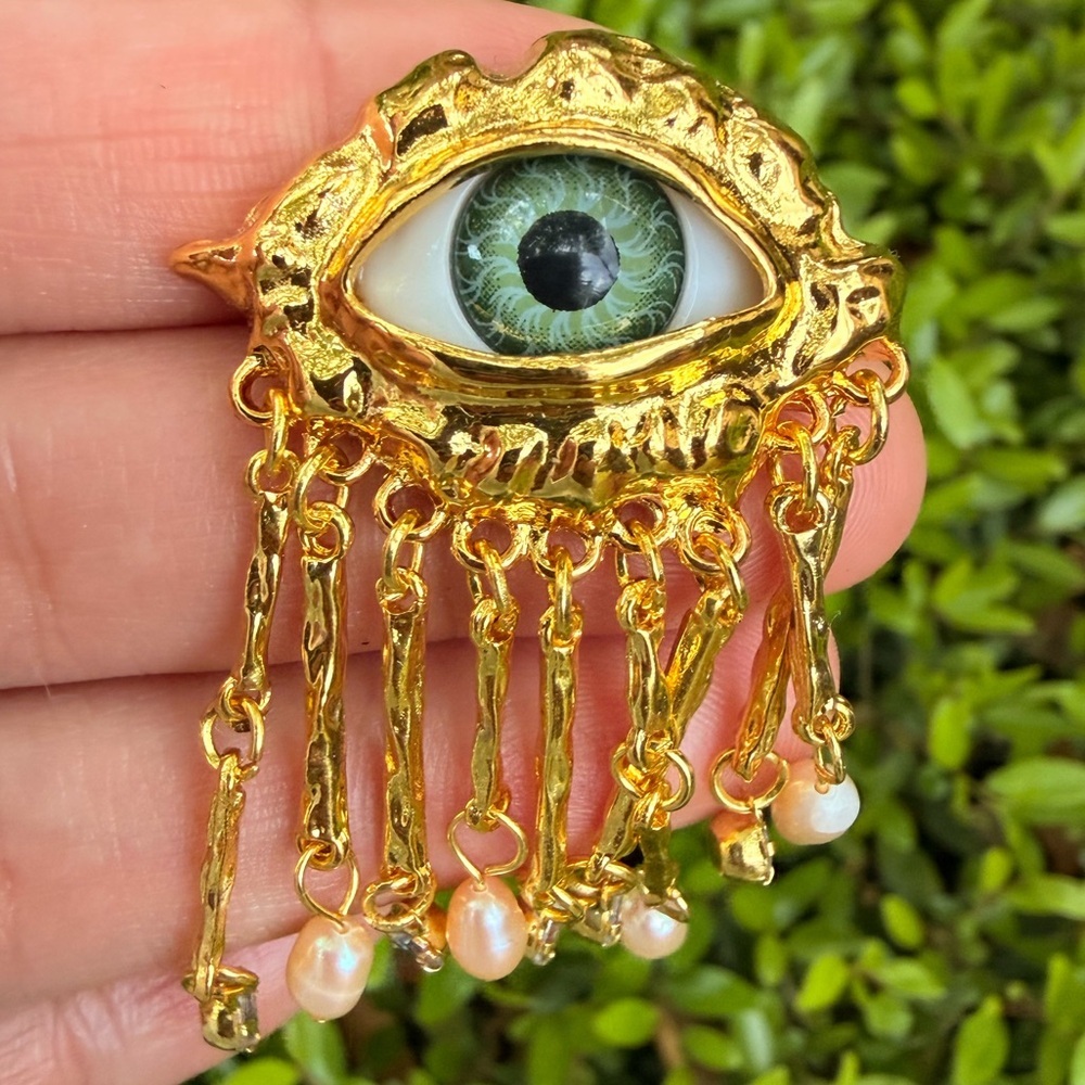 Gold Eye Fringe Pendant with Green Iris and Pearl Drops